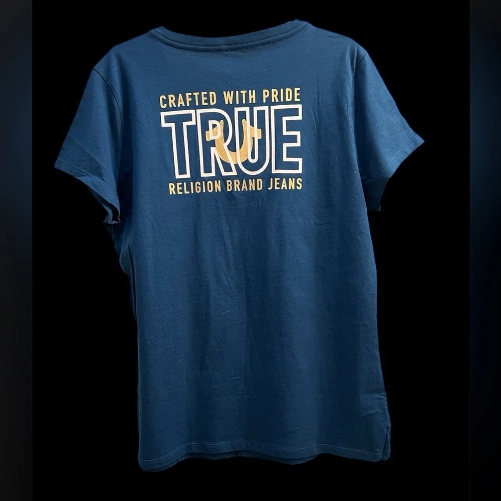True Religion Blue/Dark Teal V-Neck T-Shirt with Gold Horse Shoe Size XXL - Picture 4 of 7